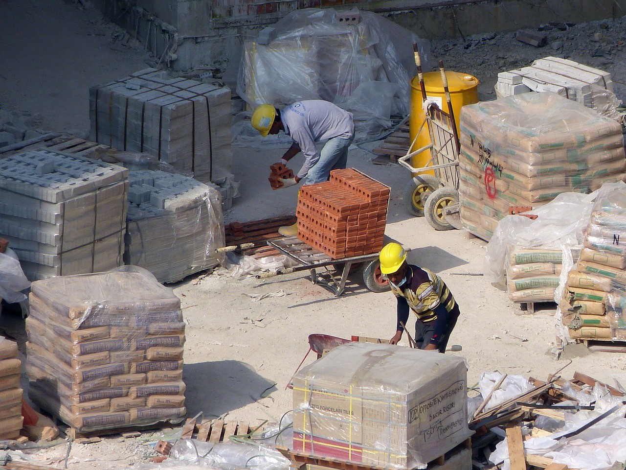 des professionnels du bâtiment pour son chantier