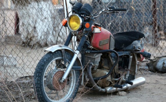 moto abandonnée