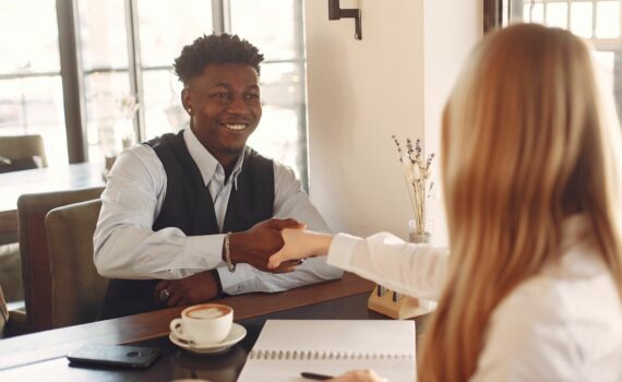recrutent au Nigeria